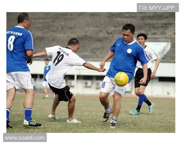 足球黄多闻的传奇旅程与他对中国足球的深远影响